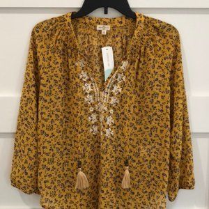 Mason & Belle Tops - MASON & BELLE EMBROIDERED FLORAL BLOUSE NWT Mason & Belle Tops - MASON & BELLE EMBROIDERED FLORAL BLOUSE NWT
